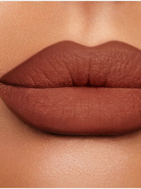 Lip Cheat Re-Shape & Re-Size Lip Liner